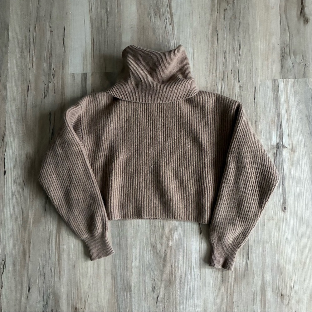 Babaton Cropped Ribbed Turtleneck Sweater in Camel